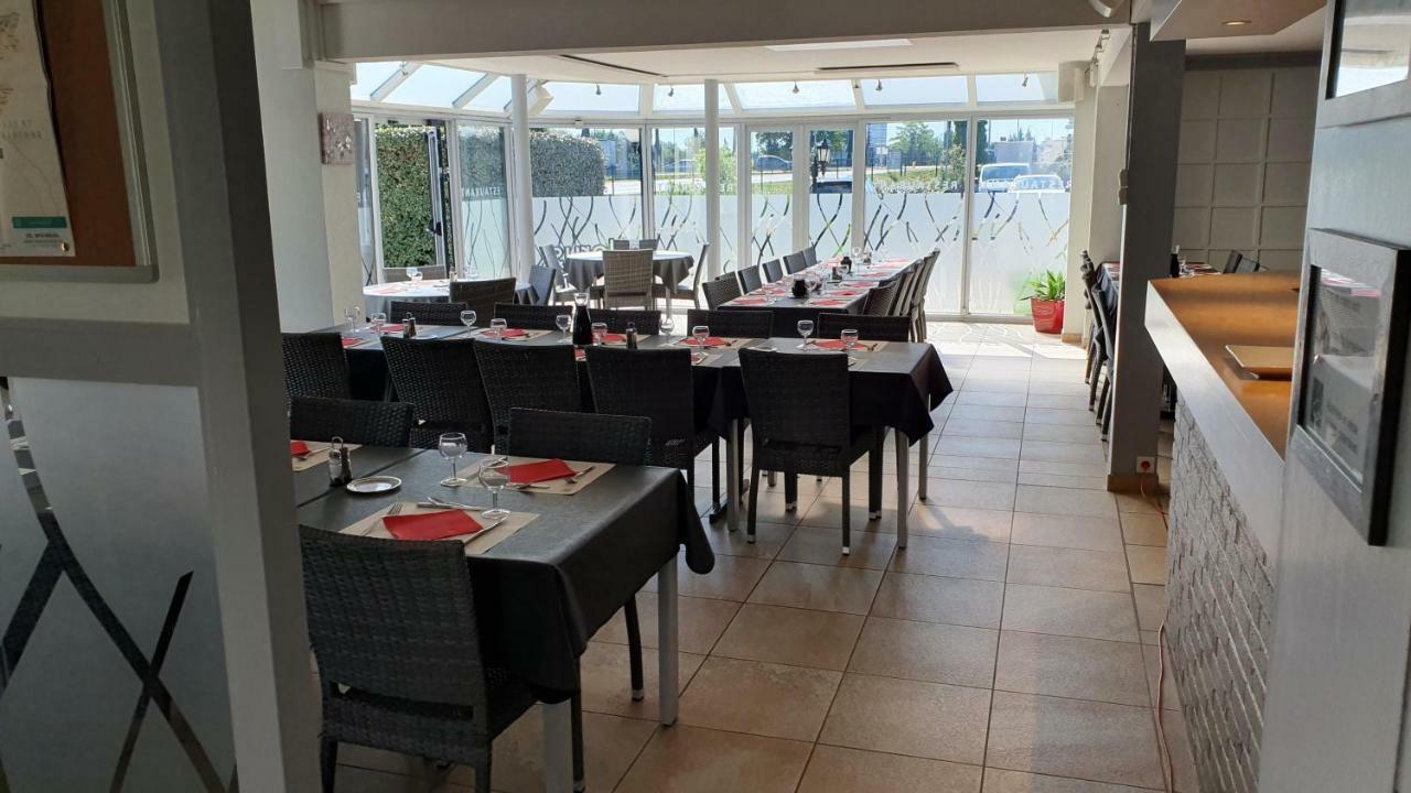 Logis Hotel Horus Restaurant Les Bruyeres Toulenne Εξωτερικό φωτογραφία