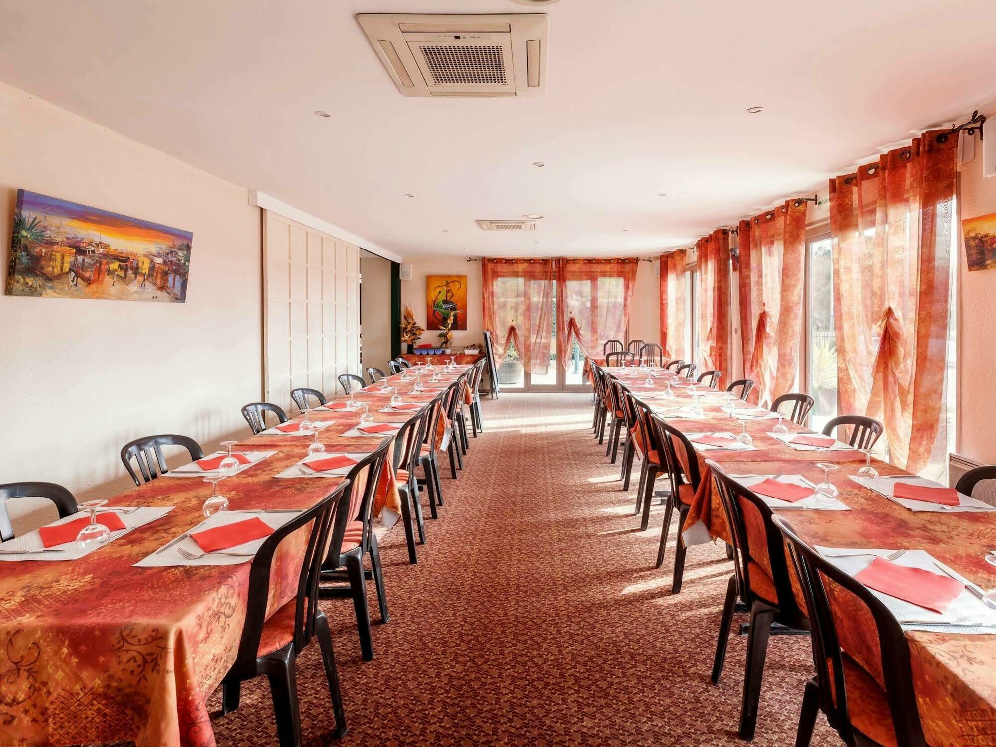 Logis Hotel Horus Restaurant Les Bruyeres Toulenne Εξωτερικό φωτογραφία