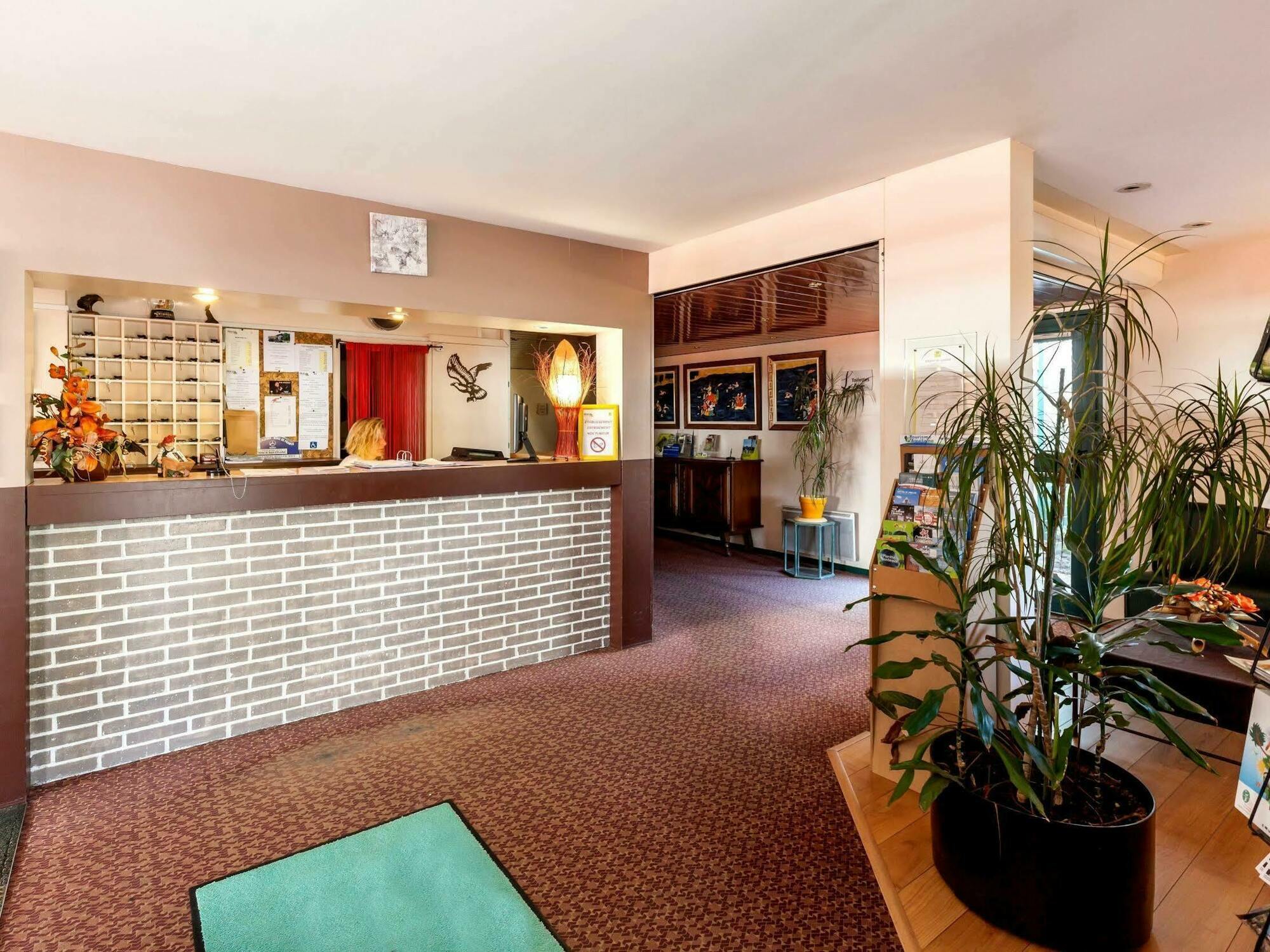 Logis Hotel Horus Restaurant Les Bruyeres Toulenne Εξωτερικό φωτογραφία