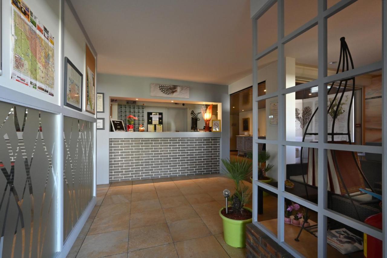 Logis Hotel Horus Restaurant Les Bruyeres Toulenne Εξωτερικό φωτογραφία